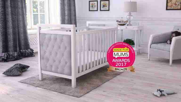 Read more about the article MFM AWARD 2017 BEST COT BED – BABYMORE VELVET DELUXE COT BED
