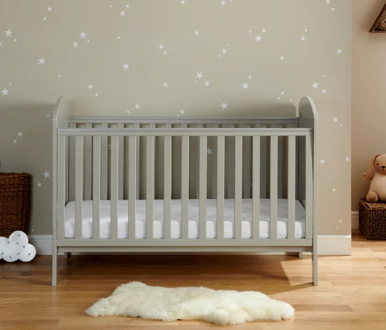 Read more about the article Choose the right cot bed