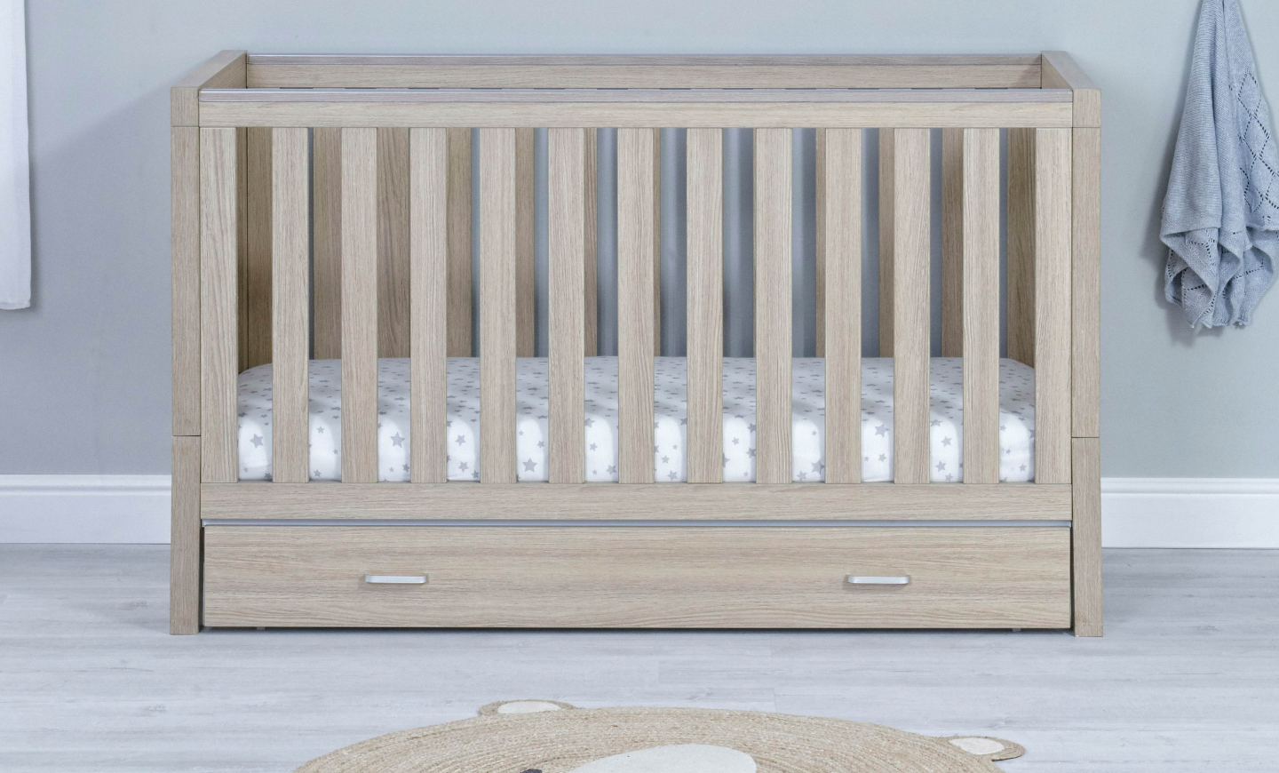 What is the difference between a cot and cot bed